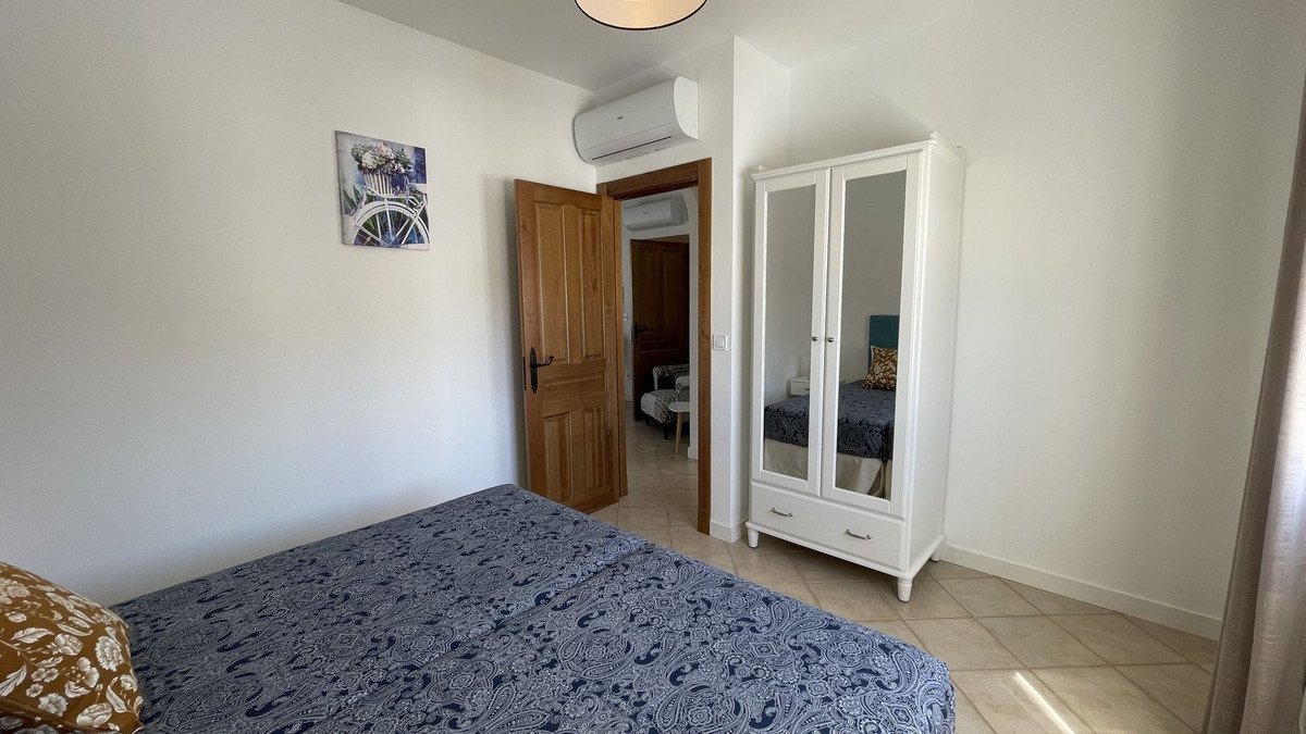 5 Bed Townhouse in Alhaurín el Grande