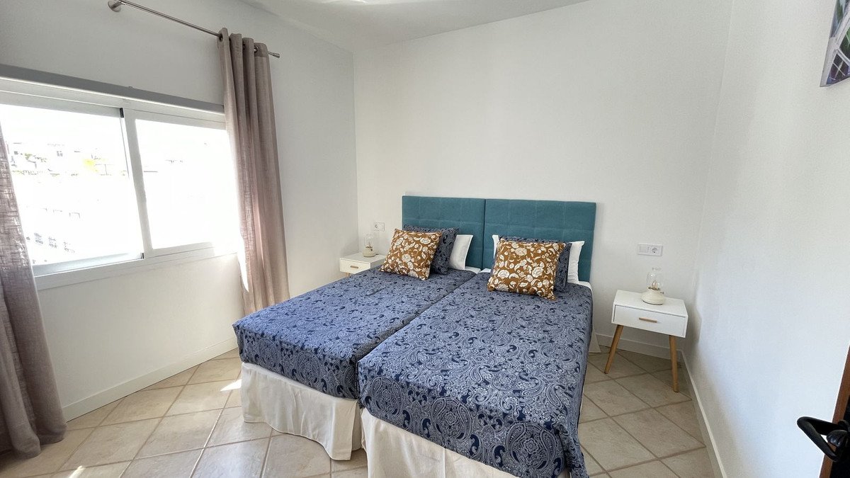 5 Bed Townhouse in Alhaurín el Grande