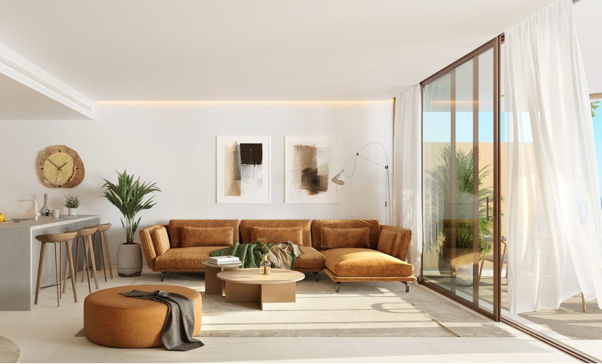 3 Bed Middle Floor Apartment in Fuengirola