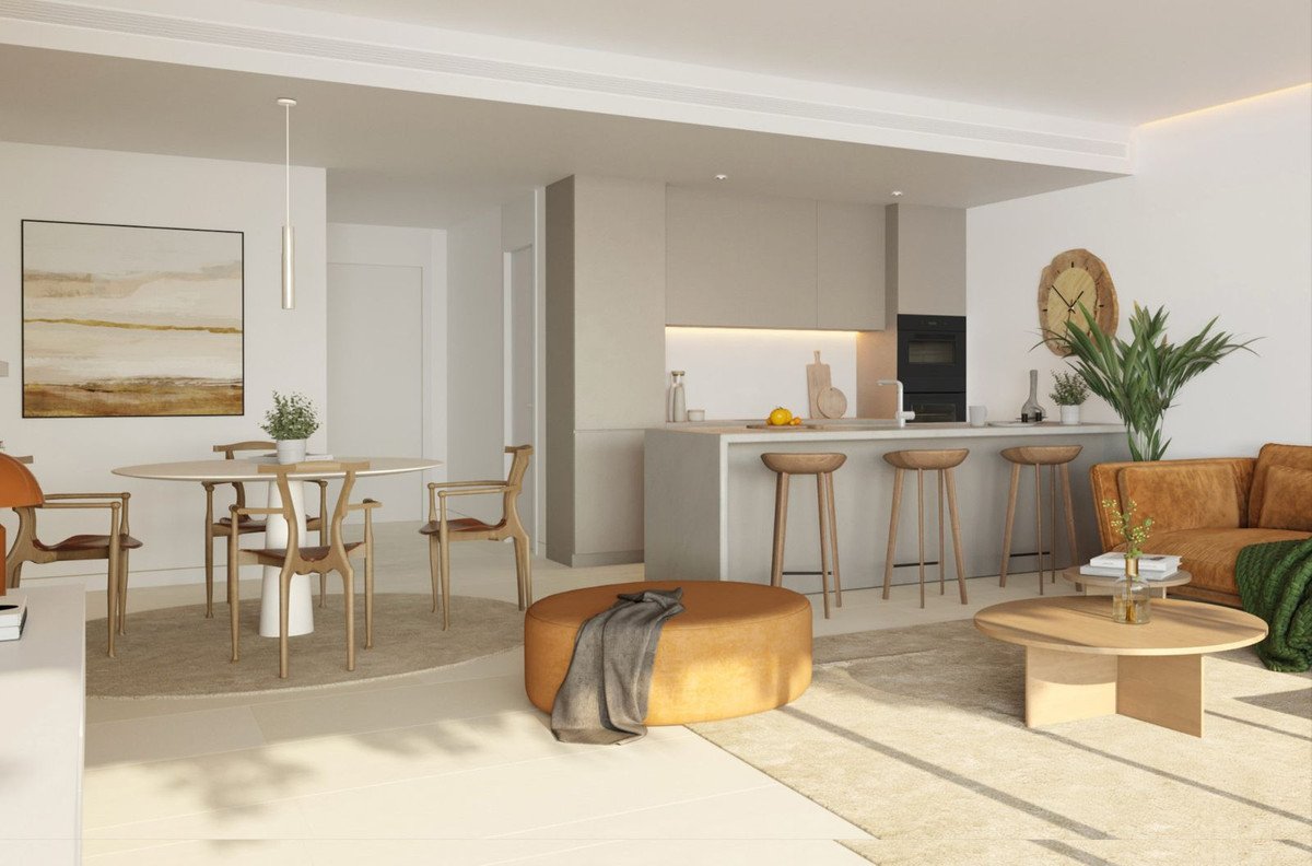 3 Bed Middle Floor Apartment in Fuengirola