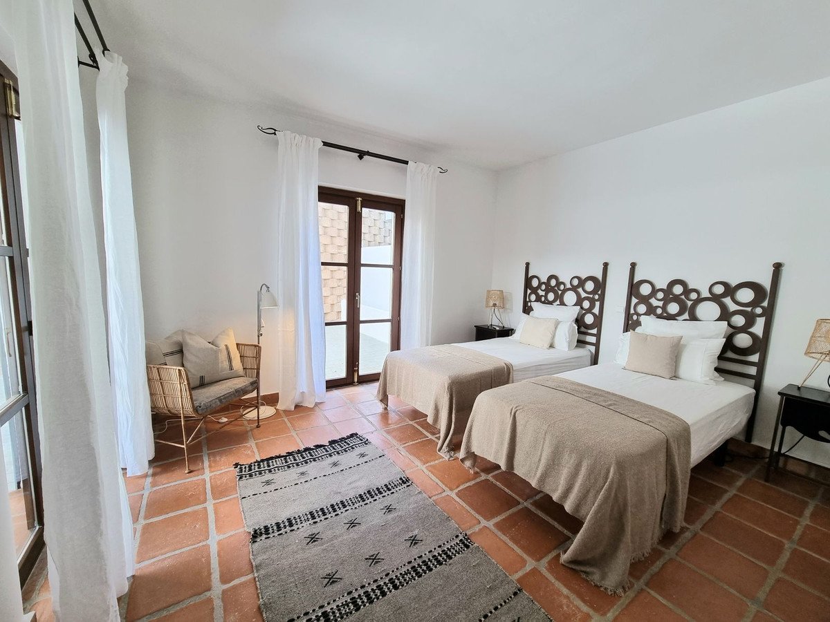3 Bed Townhouse in Miraflores