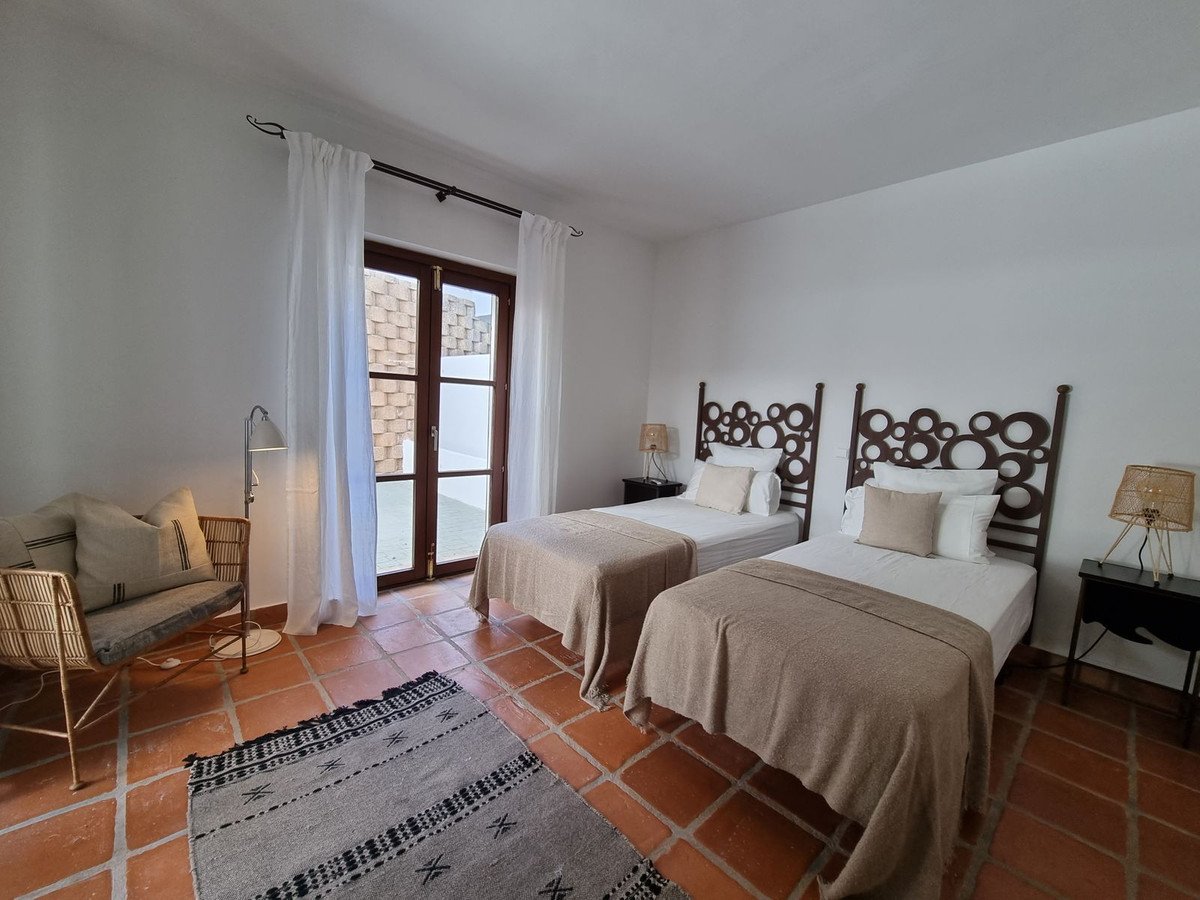 3 Bed Townhouse in Miraflores
