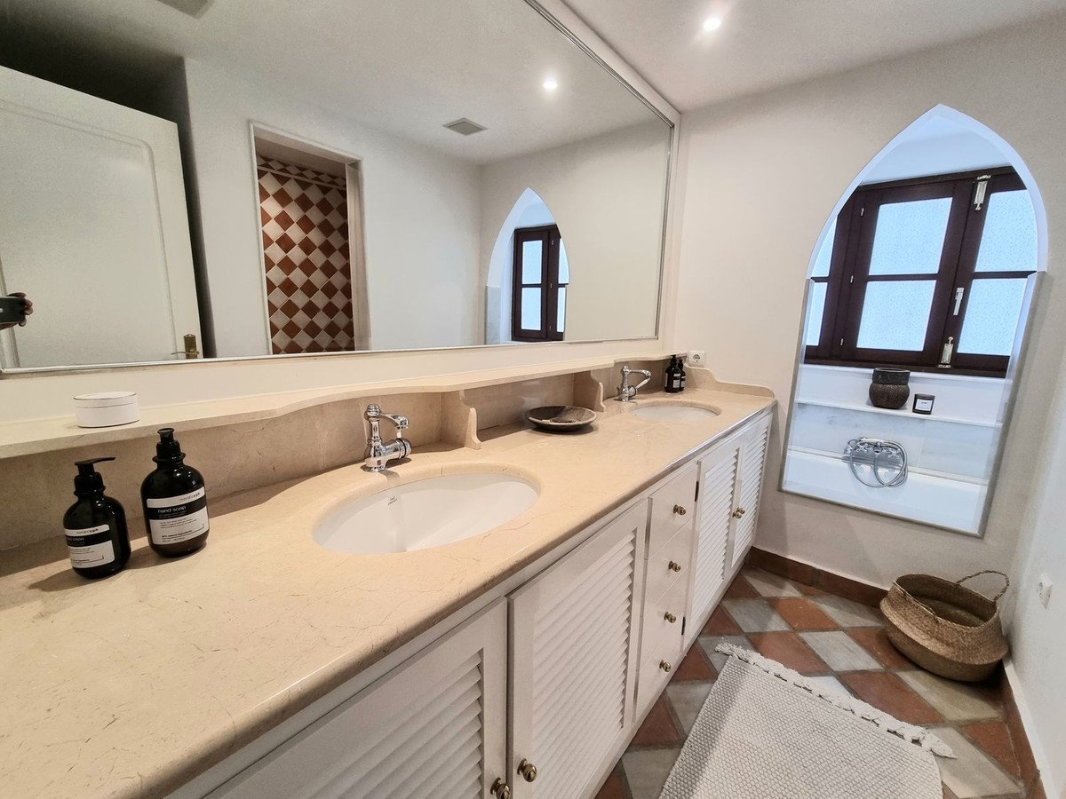 3 Bed Townhouse in Miraflores