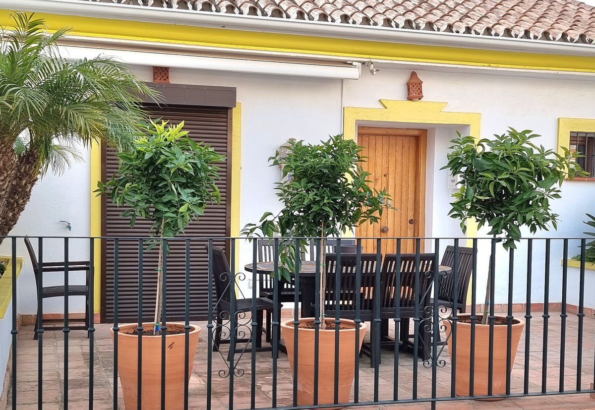 3 Bed Townhouse in Miraflores