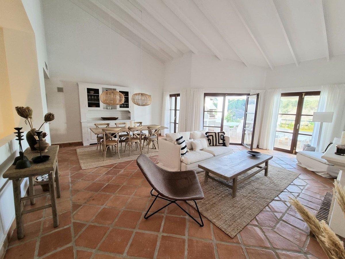3 Bed Townhouse in Miraflores