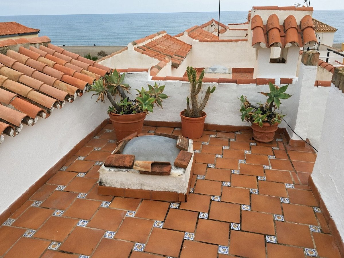 4 Bed Townhouse in Casares Playa