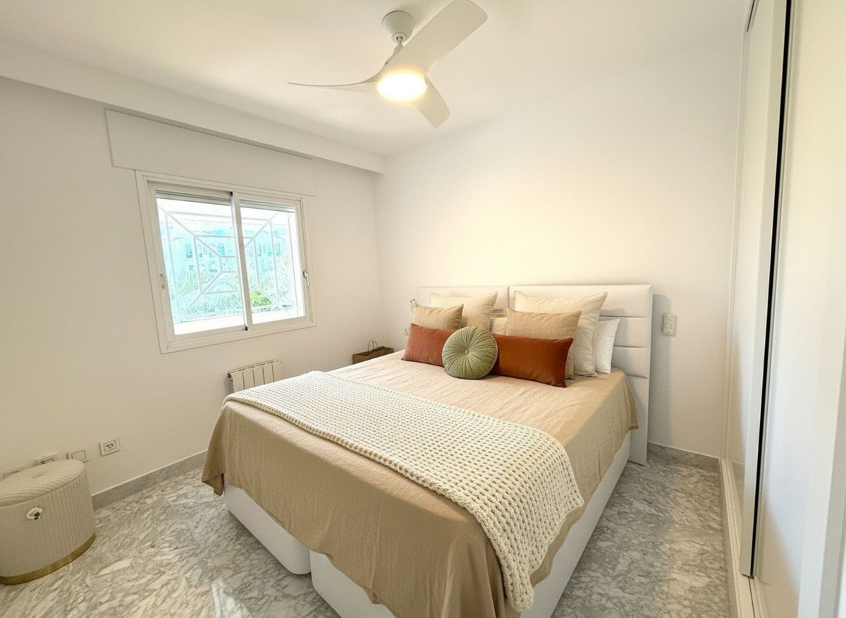 3 Bed Middle Floor Apartment in Puerto Banús