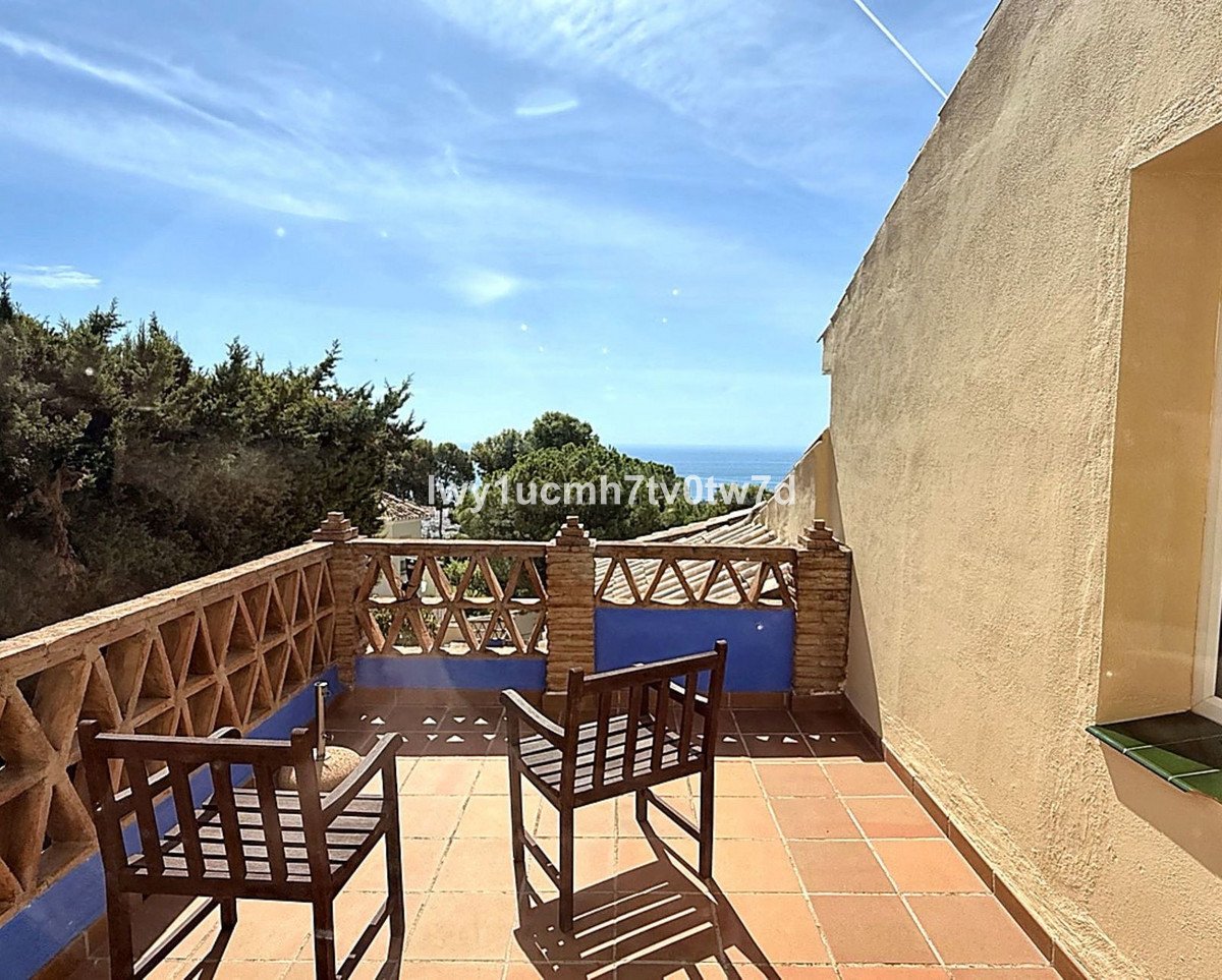 6 Bed Detached Villa in Málaga