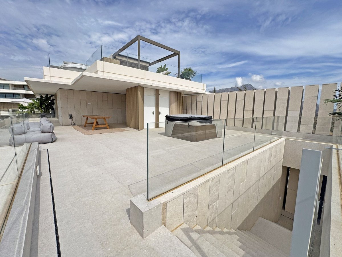 3 Bed Penthouse in La Quinta