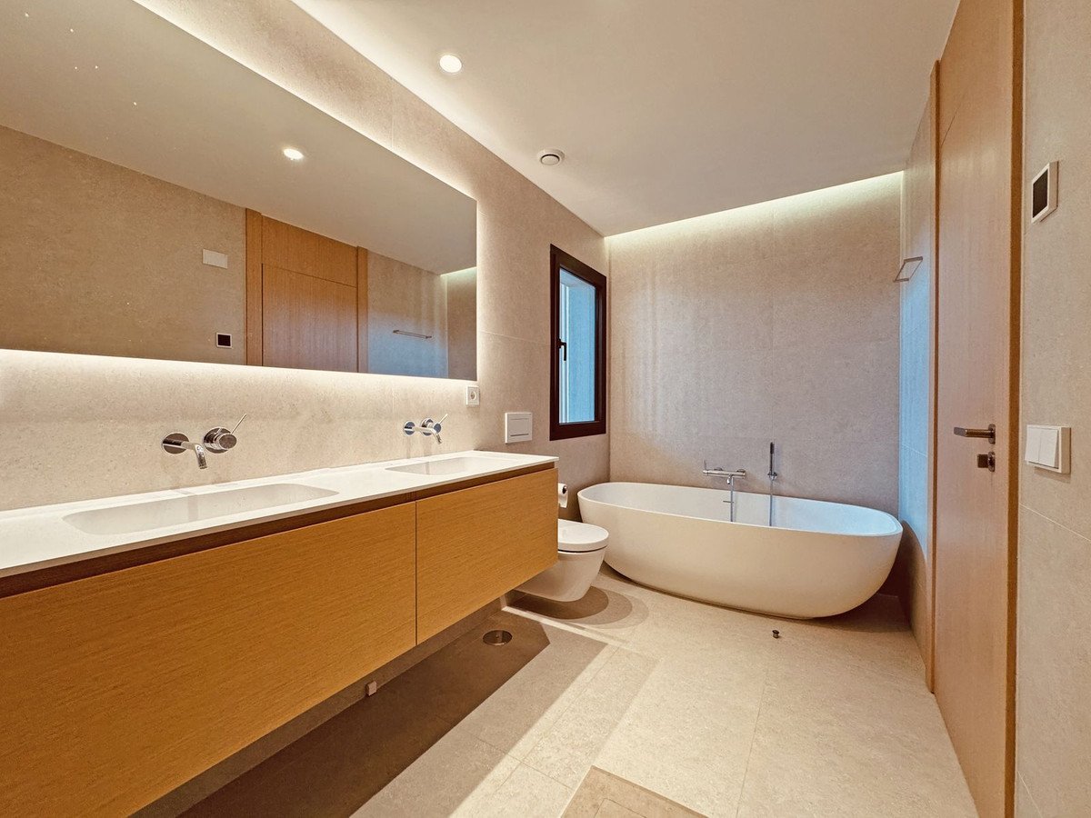 3 Bed Penthouse in La Quinta