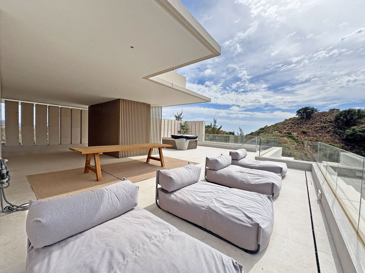 3 Bed Penthouse in La Quinta
