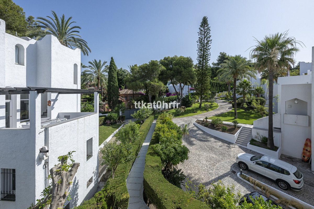 4 Bed Detached Villa in Nueva Andalucía