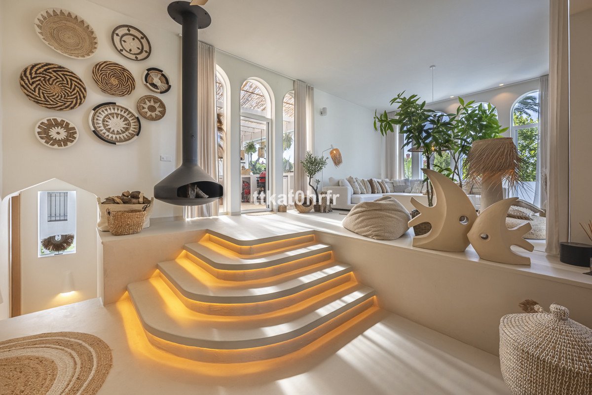 4 Bed Detached Villa in Nueva Andalucía