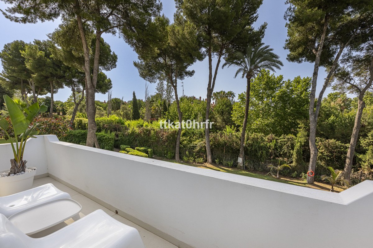 4 Bed Detached Villa in Nueva Andalucía