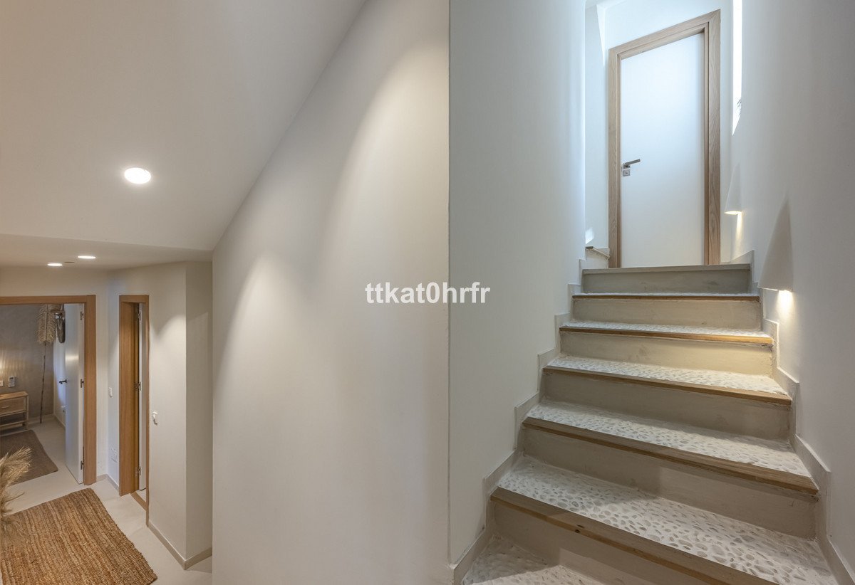 4 Bed Detached Villa in Nueva Andalucía