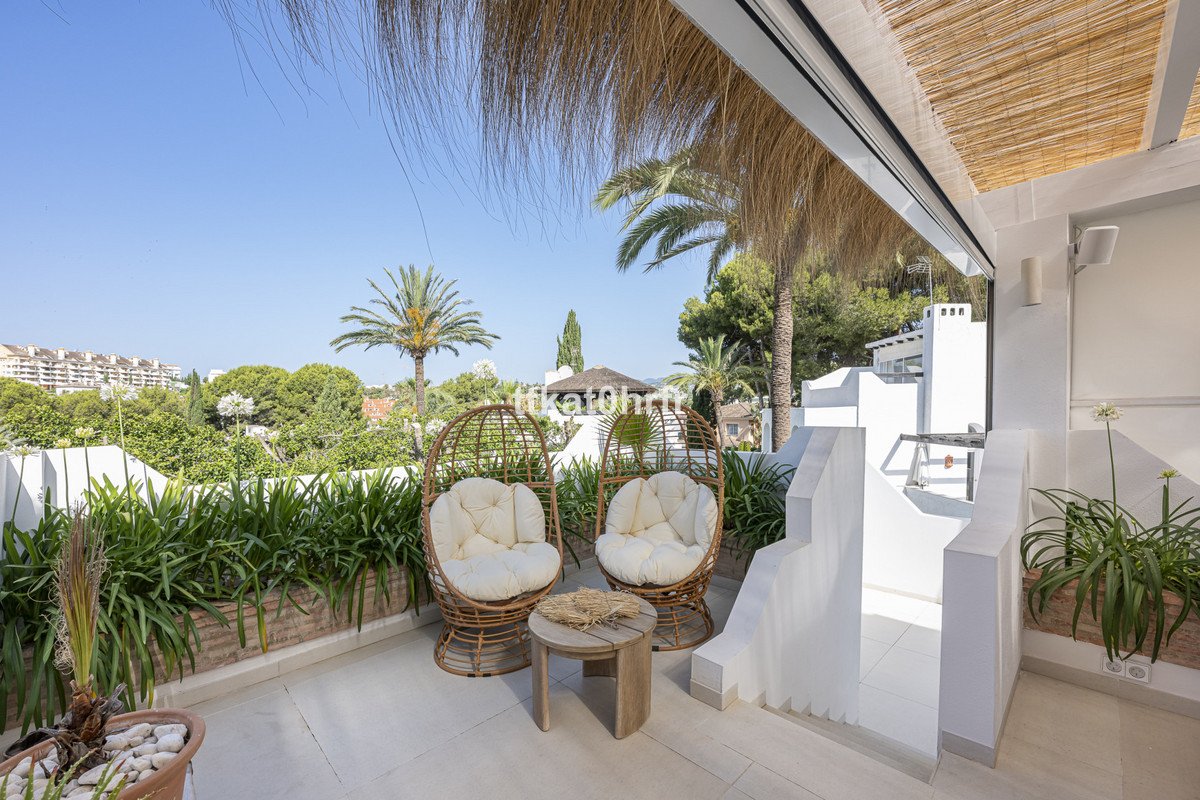 4 Bed Detached Villa in Nueva Andalucía