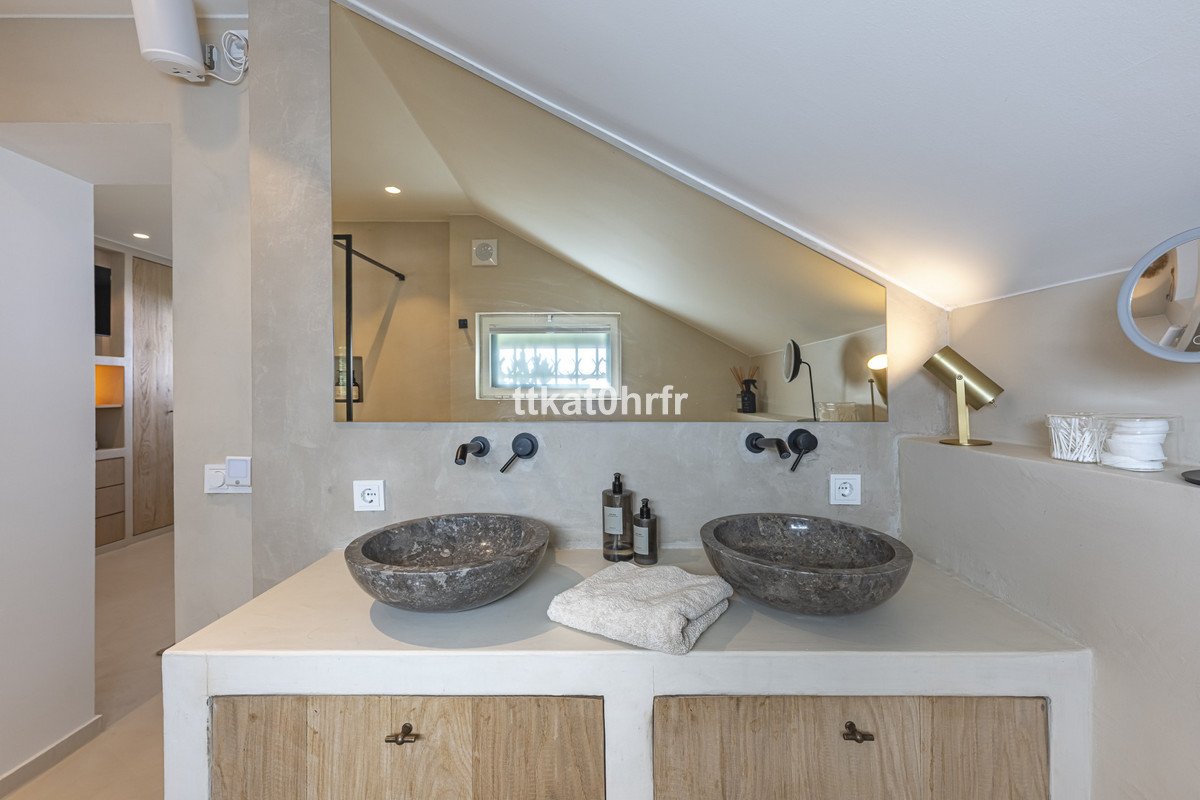 4 Bed Detached Villa in Nueva Andalucía