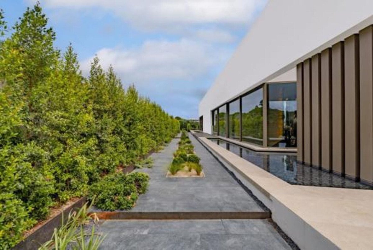 6 Bed Detached Villa in Sotogrande