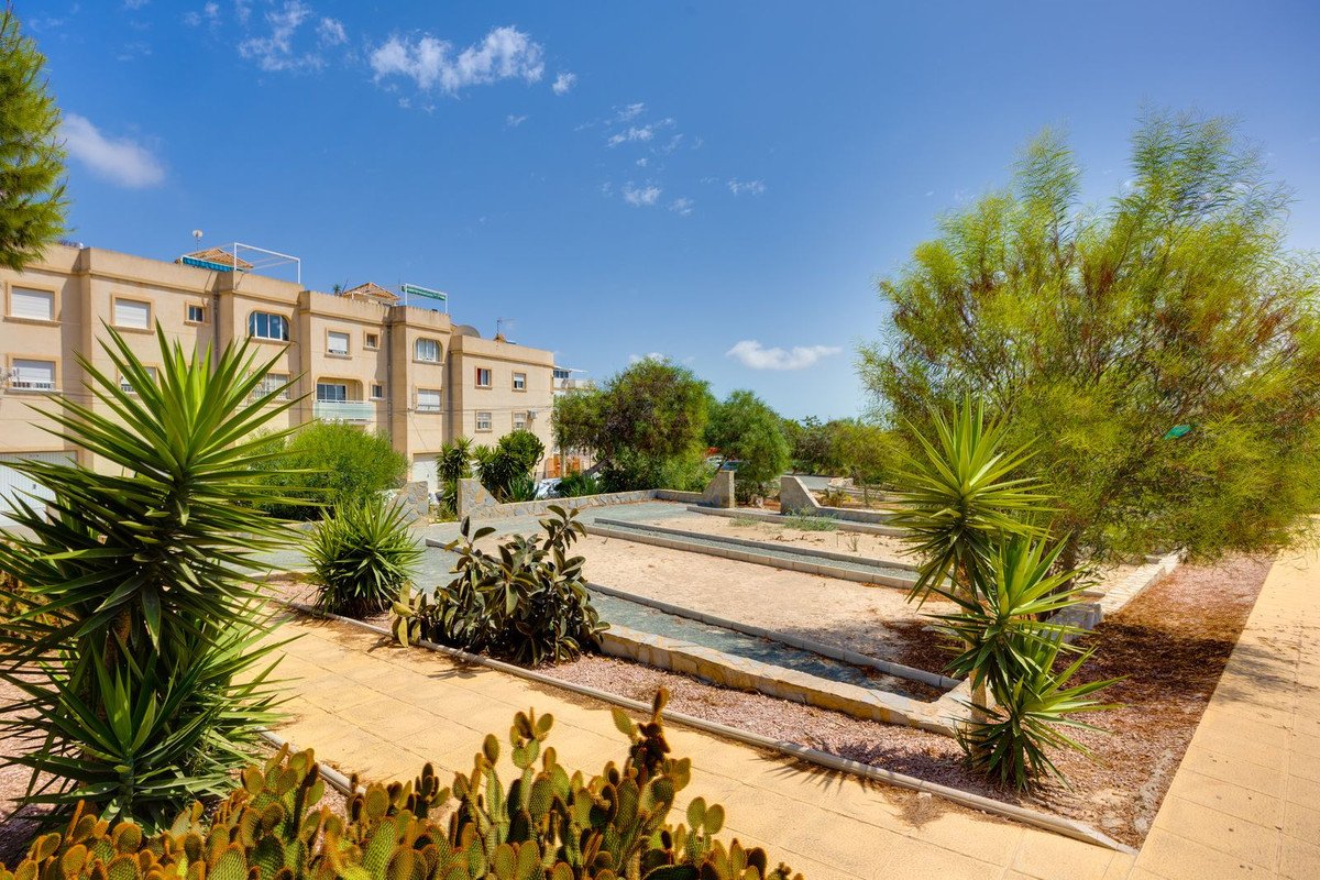 1 Bed Ground Floor Apartment in Orihuela Costa