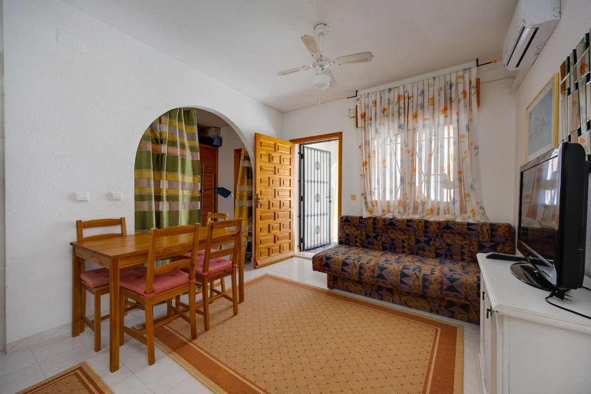 1 Bed Ground Floor Apartment in Orihuela Costa