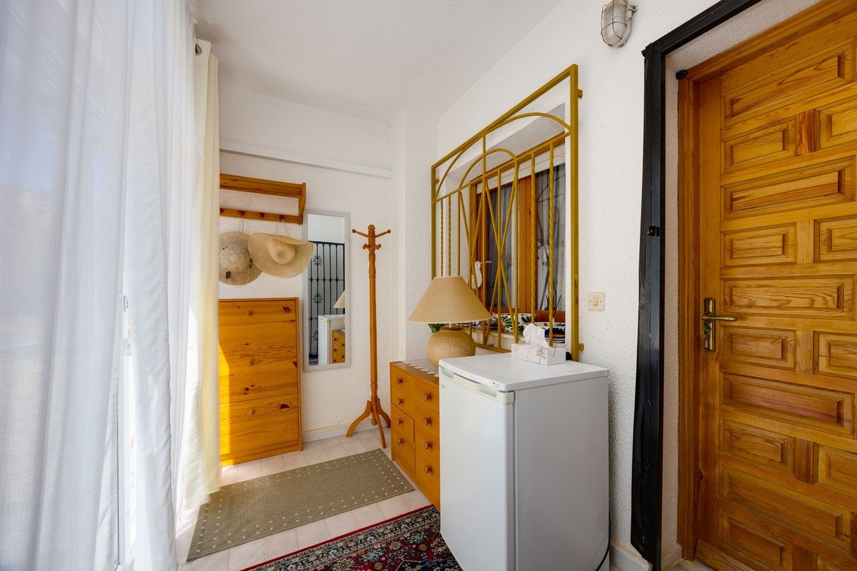 1 Bed Ground Floor Apartment in Orihuela Costa