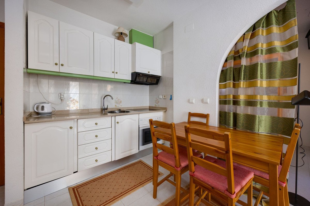 1 Bed Ground Floor Apartment in Orihuela Costa