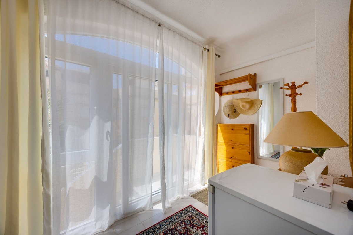 1 Bed Ground Floor Apartment in Orihuela Costa