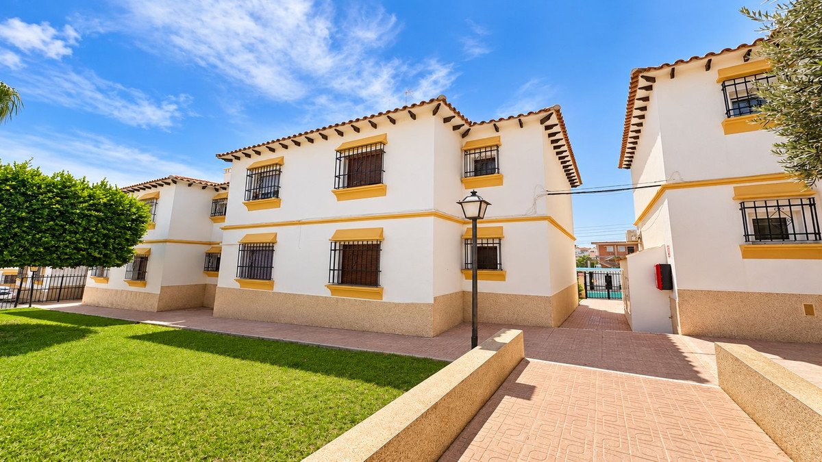 1 Bed Ground Floor Apartment in Orihuela Costa