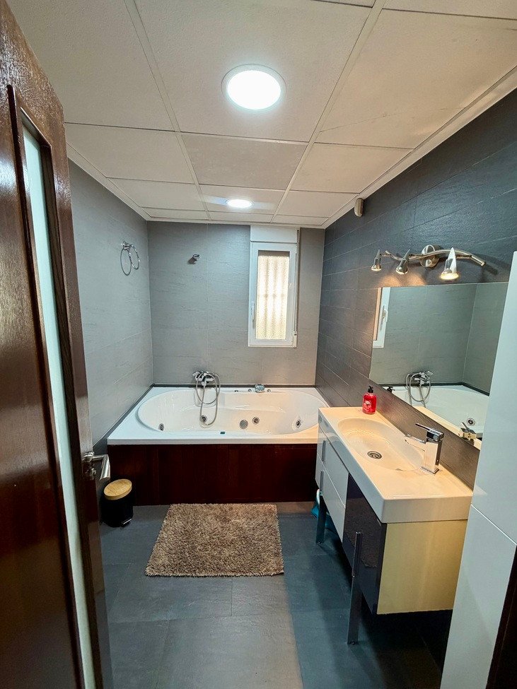 2 Bed Bungalow in Benferri