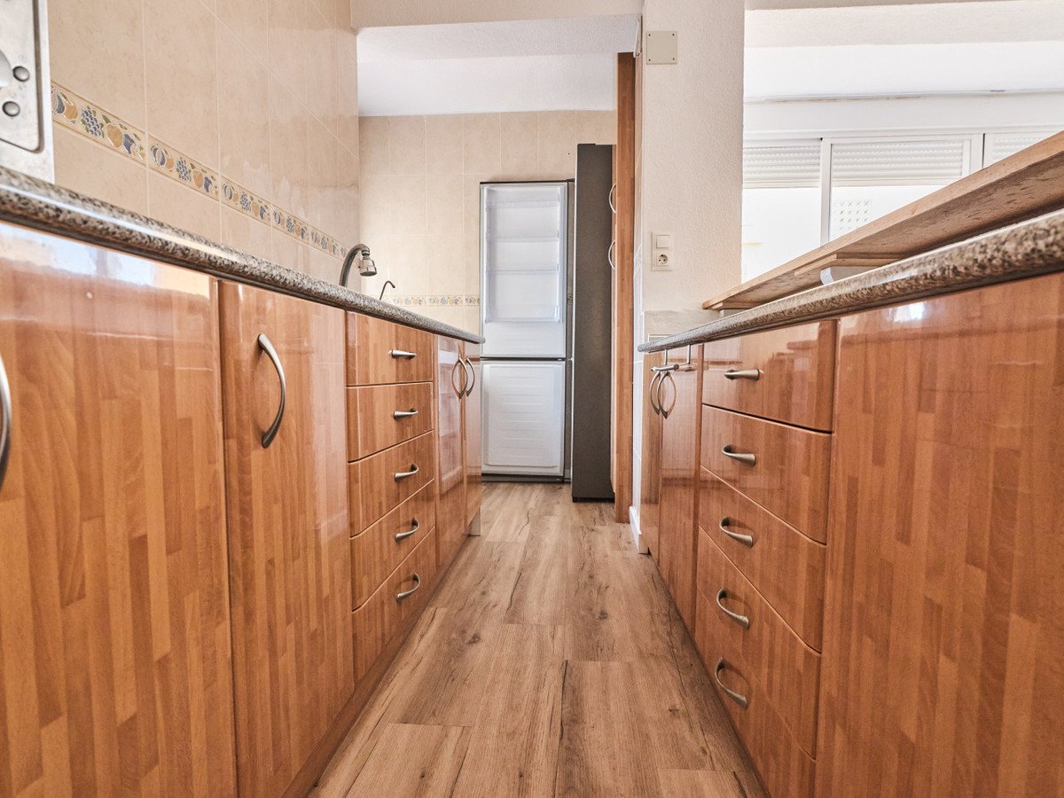 2 Bed Middle Floor Apartment in La Mata