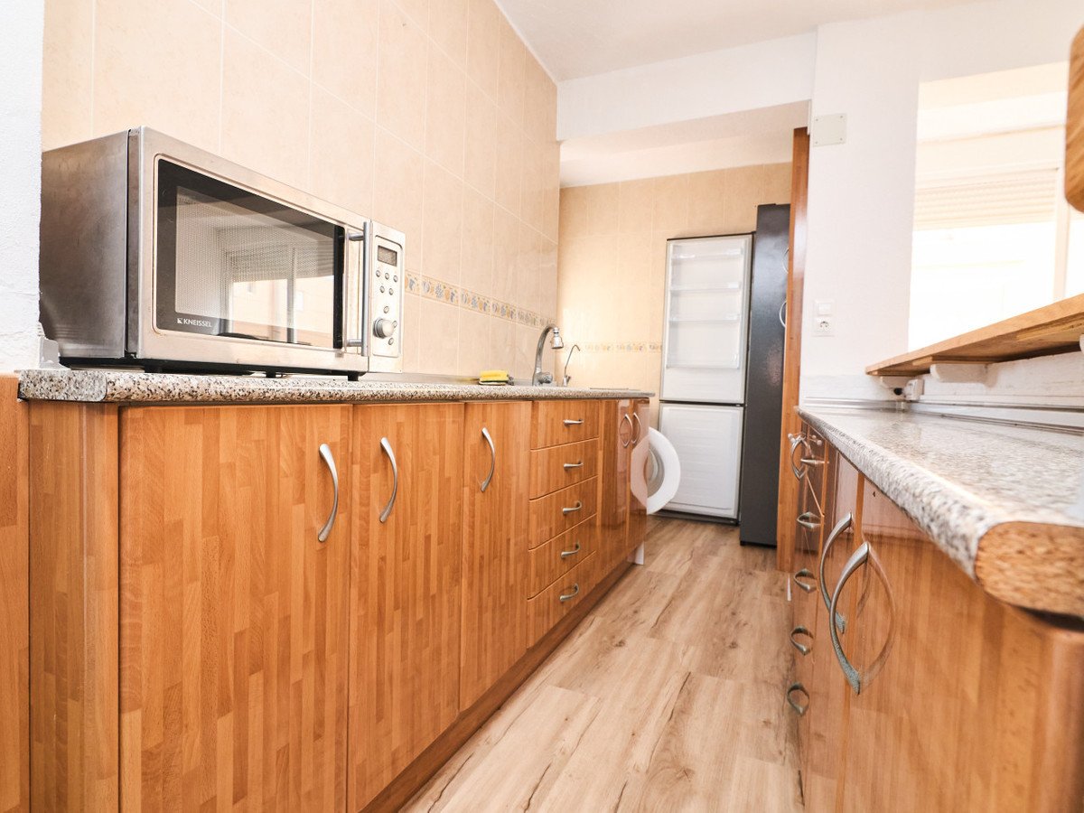 2 Bed Middle Floor Apartment in La Mata
