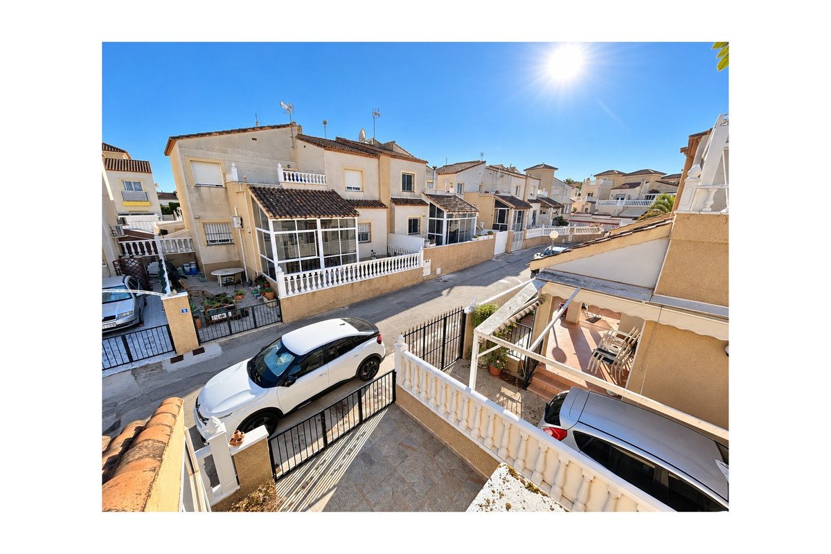 3 Bed Townhouse in Algorfa