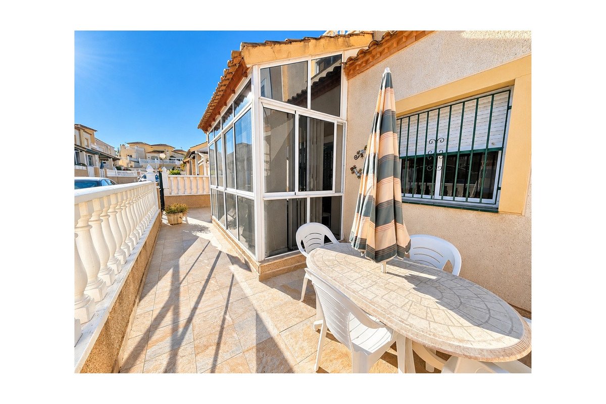 3 Bed Townhouse in Algorfa