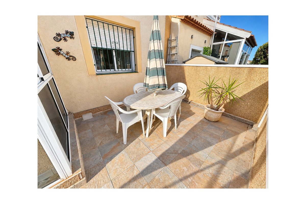 3 Bed Townhouse in Algorfa