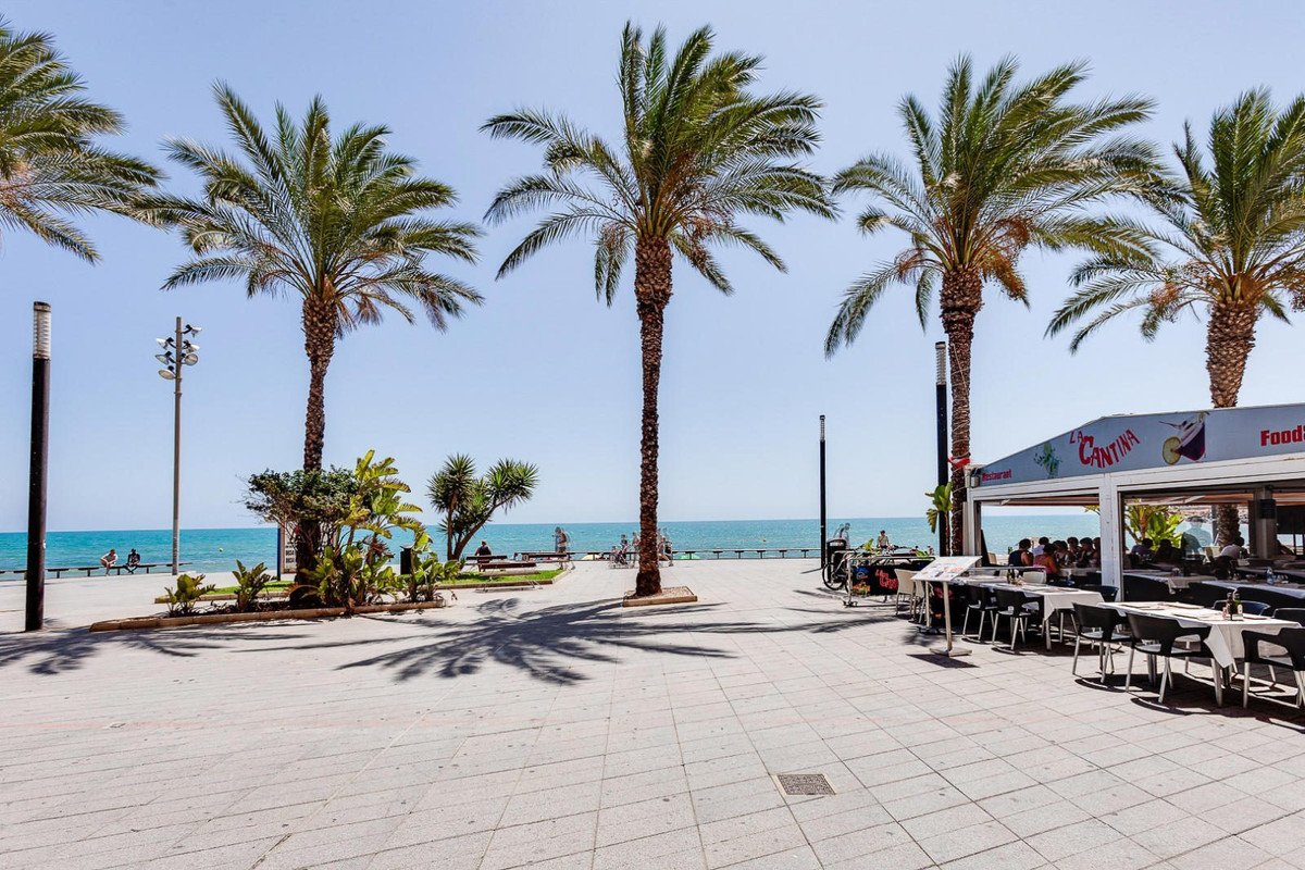 3 Bed Middle Floor Apartment in Torrevieja