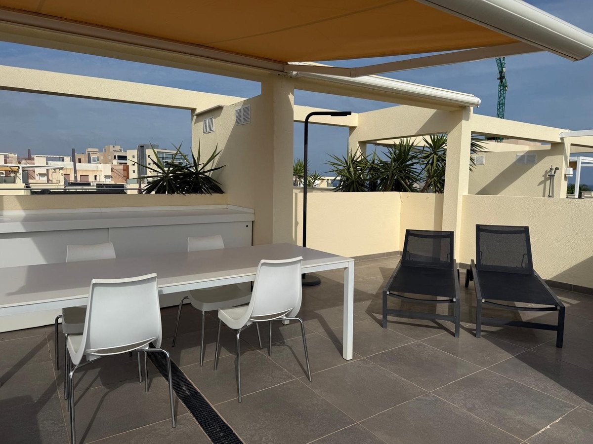 2 Bed Bungalow in Mil Palmeras
