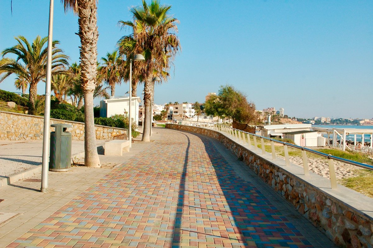 2 Bed Bungalow in Mil Palmeras