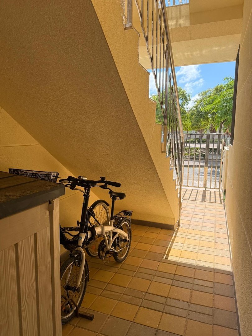 2 Bed Bungalow in Mil Palmeras