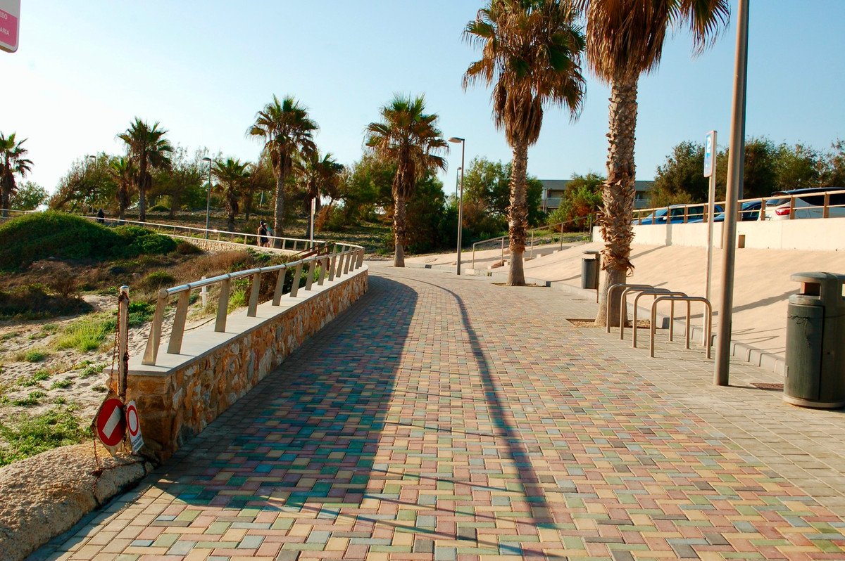 2 Bed Bungalow in Mil Palmeras