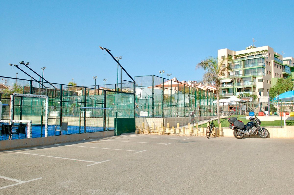 2 Bed Bungalow in Mil Palmeras