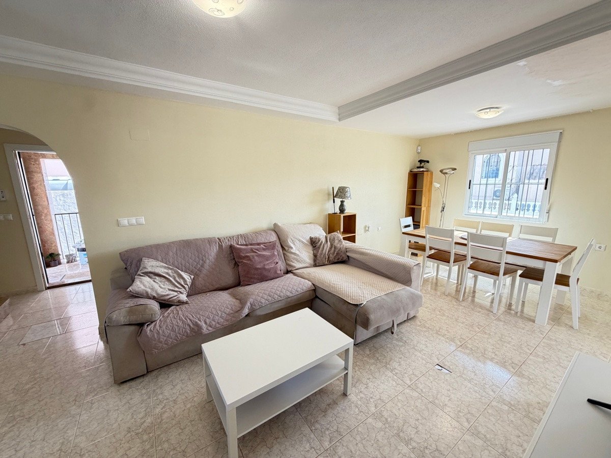 3 Bed Detached Villa in Villamartin