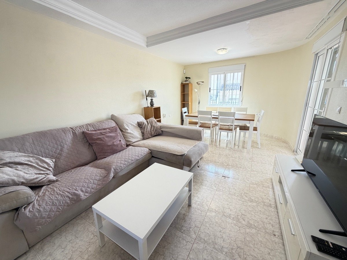 3 Bed Detached Villa in Villamartin