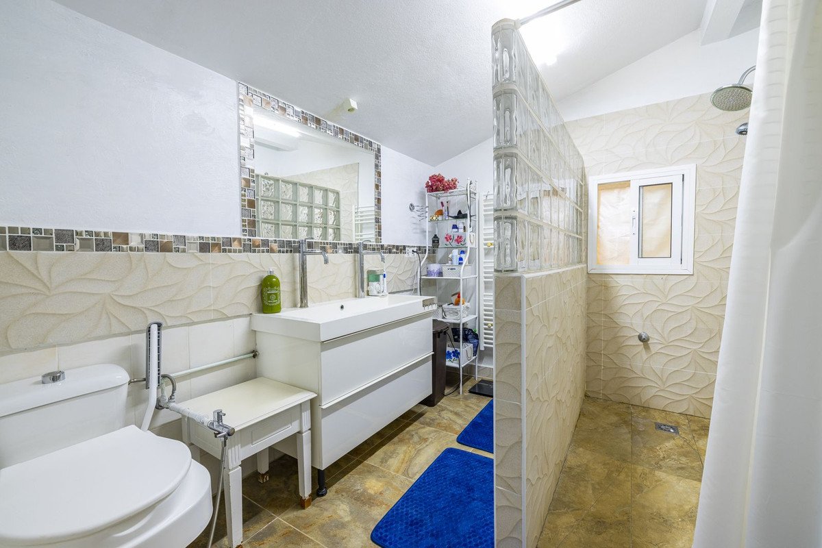3 Bed Detached Villa in Arenas