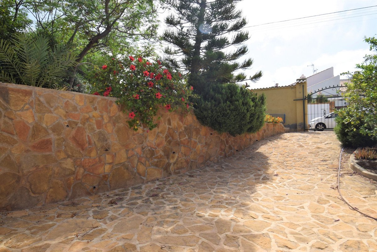 2 Bed Detached Villa in Aguas Nuevas