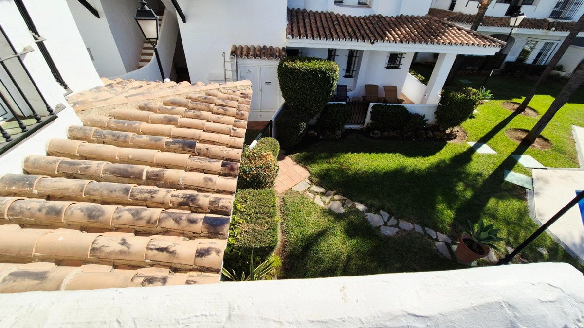 3 Bed Middle Floor Apartment in Marbella