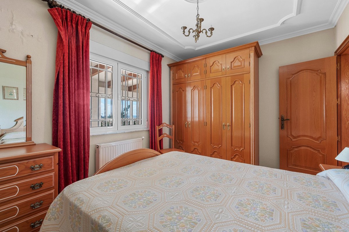 7 Bed Townhouse in Ciudad Quesada