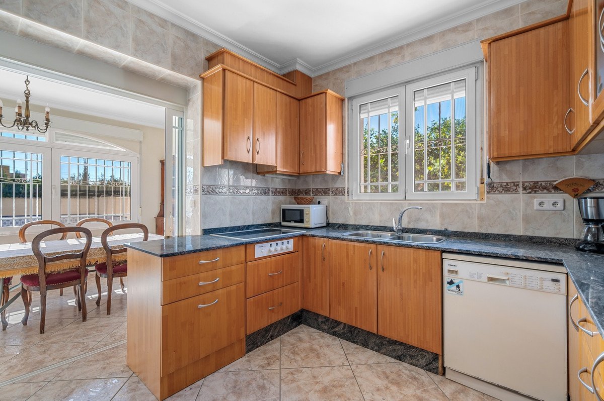 7 Bed Townhouse in Ciudad Quesada