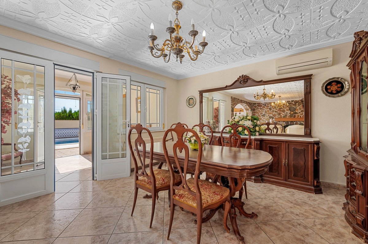 7 Bed Townhouse in Ciudad Quesada