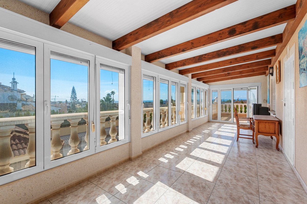 7 Bed Townhouse in Ciudad Quesada