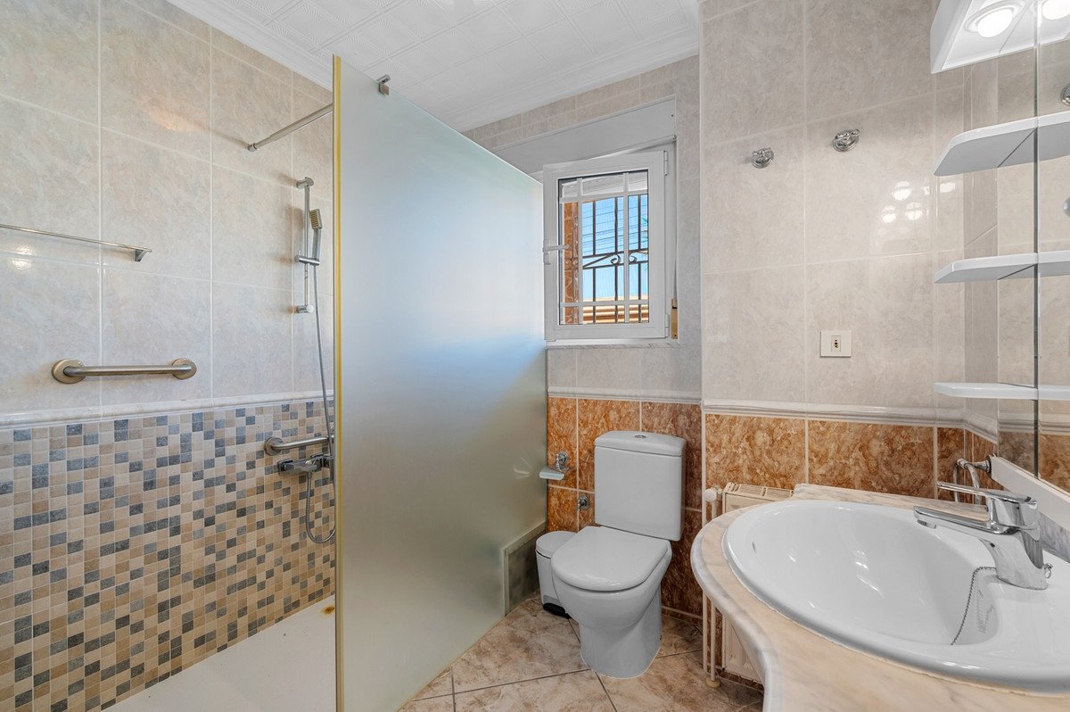 7 Bed Townhouse in Ciudad Quesada